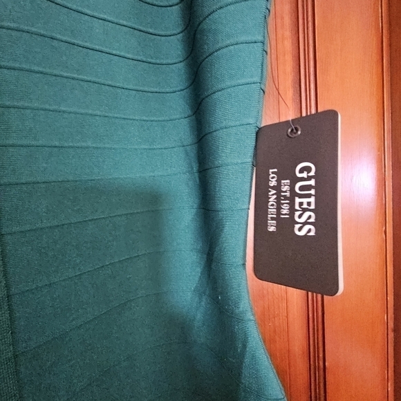Guess Women's Green Short Sleeve Mesh Round Neck Bodycon Dress - Picture 6 of 8